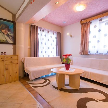 Apartment Hajdi Malinska Bagian luar foto