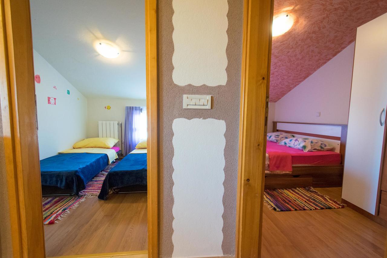 Apartment Hajdi Malinska Bagian luar foto